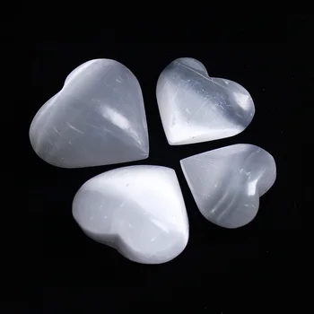 Runyangshi em forma de coração Natural selenita coração de pedra preciosa reiki cura ao chakra gesso pedra de presente de Natal para a namorada